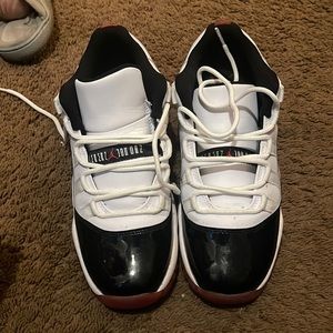 Jordan 11 grade school 6.5